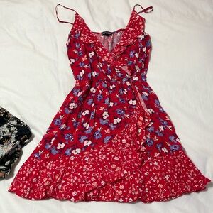Red floral dress size M